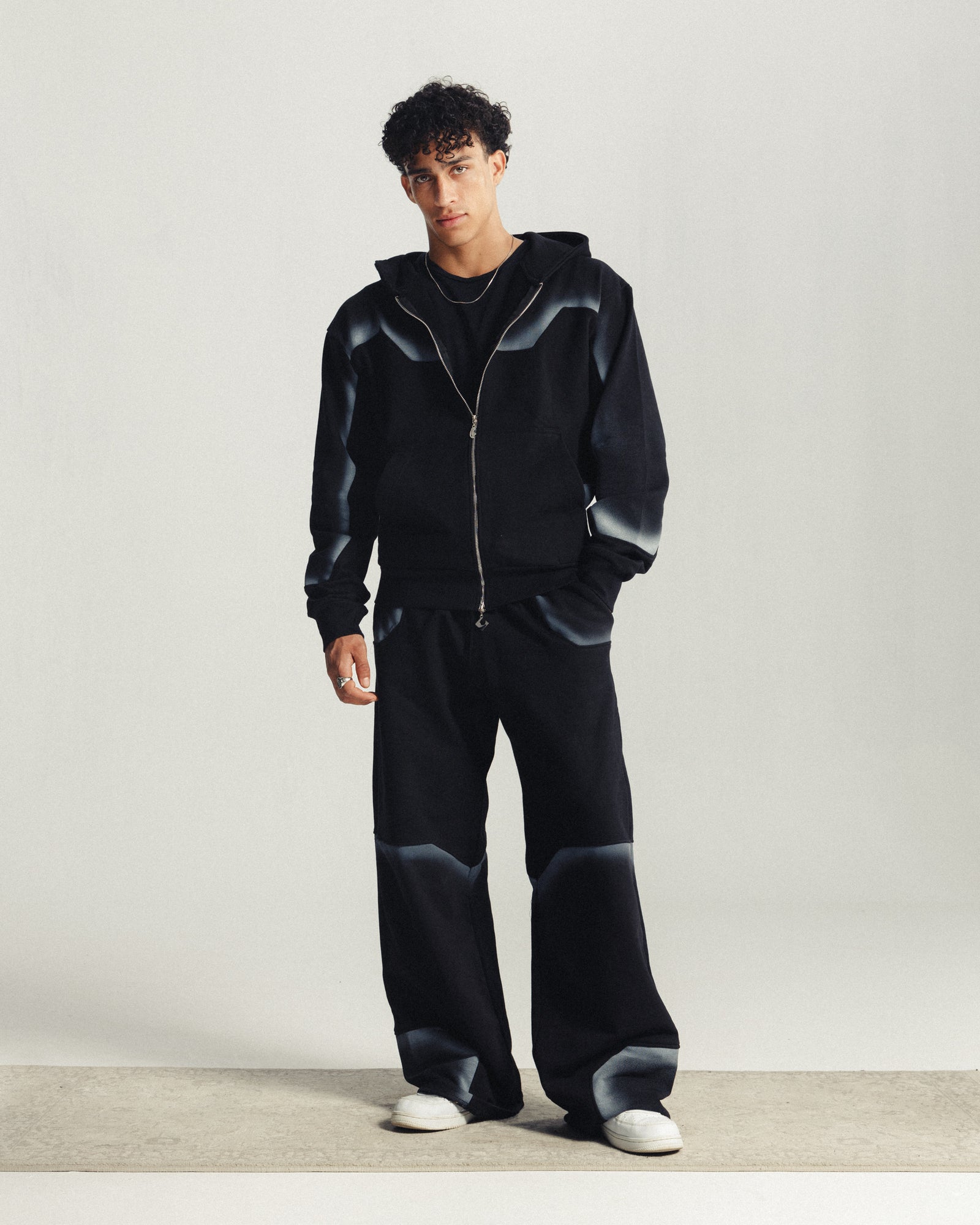Look 01