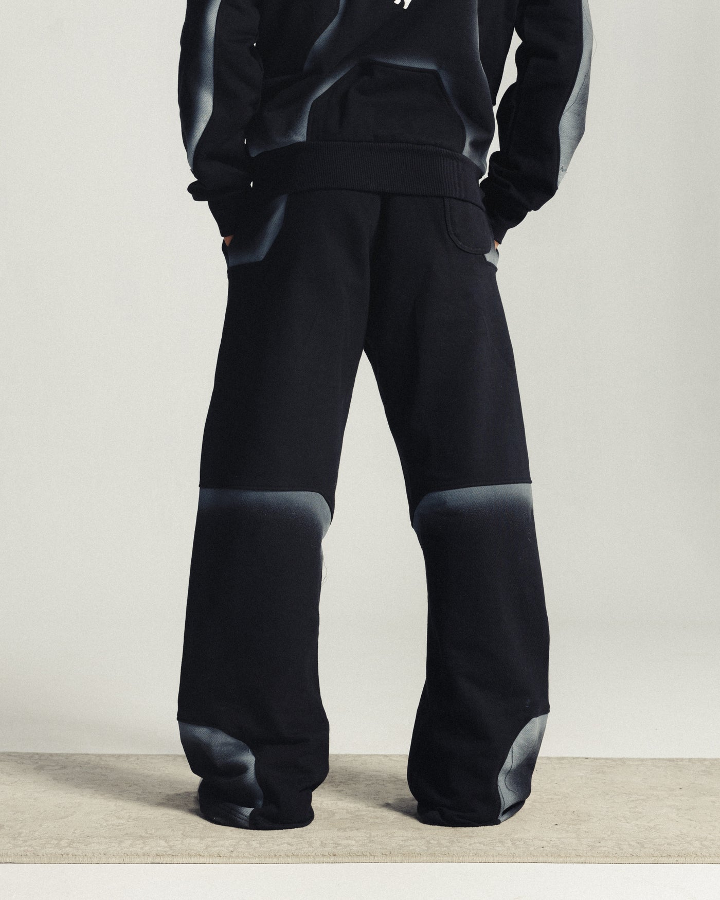 48 Sweatpants, Black