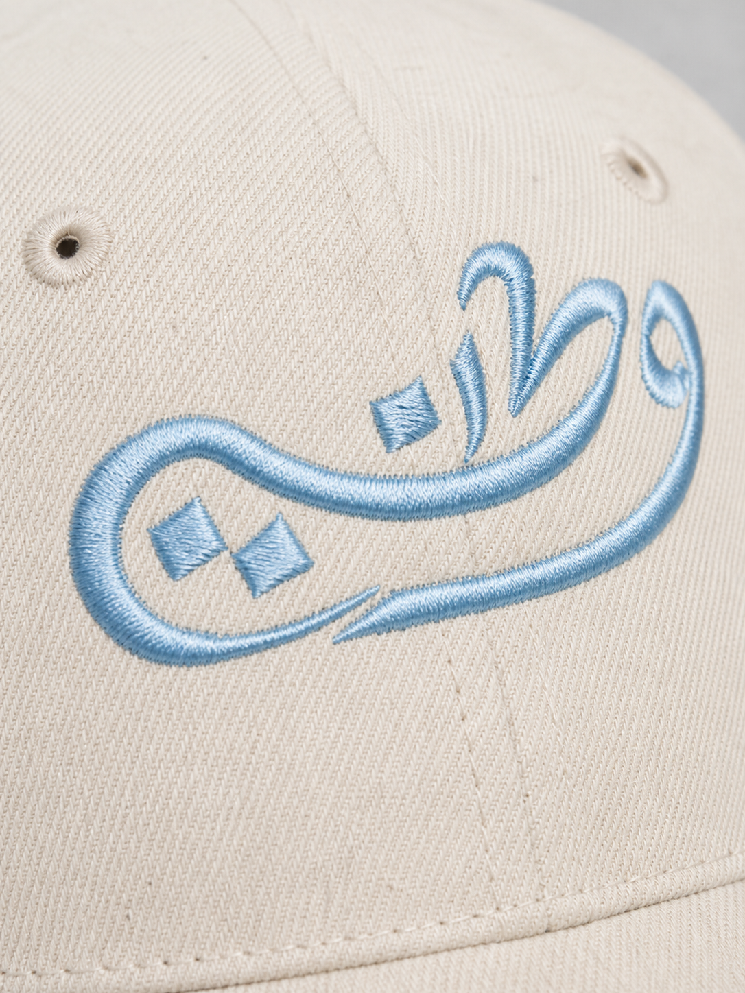Cream Cap Watany emblem