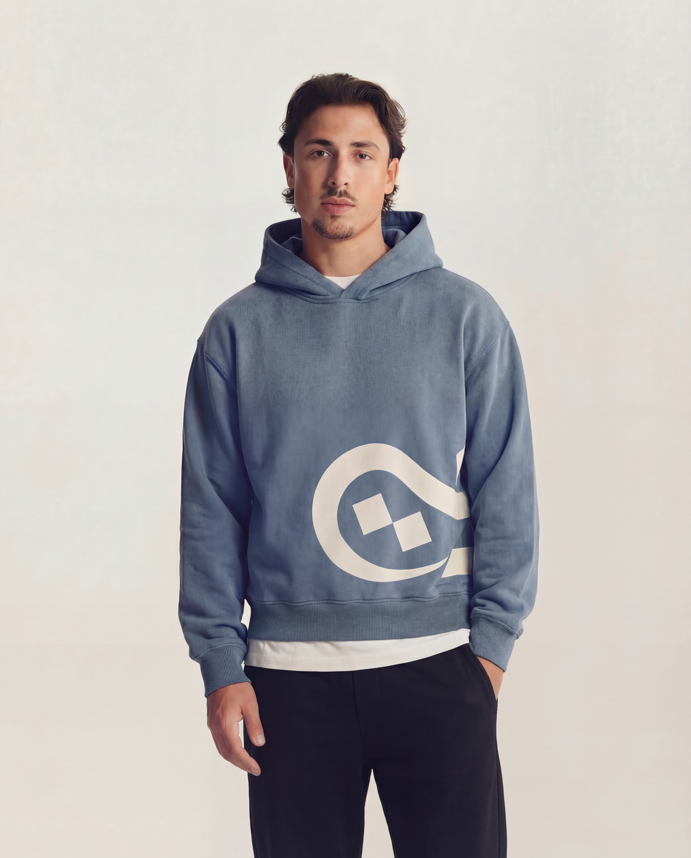 WATANY HOODIE